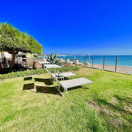 Paradise Beachfront Villa, Porto Columbu, Sardinia *