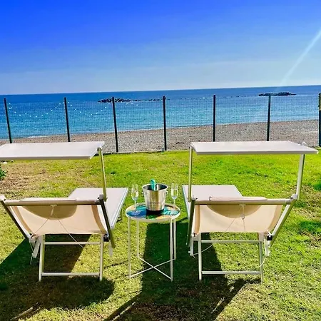 Paradise Beachfront Villa, Porto Columbu, Sardinia Porto Columbu - Perd'E Sali