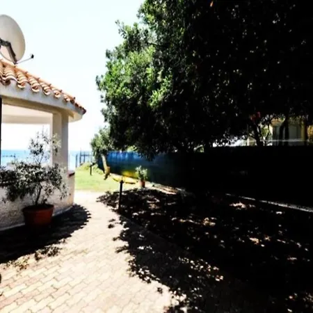 Paradise Beachfront Villa, Porto Columbu, Sardinia Holiday home Porto Columbu - Perd'E Sali