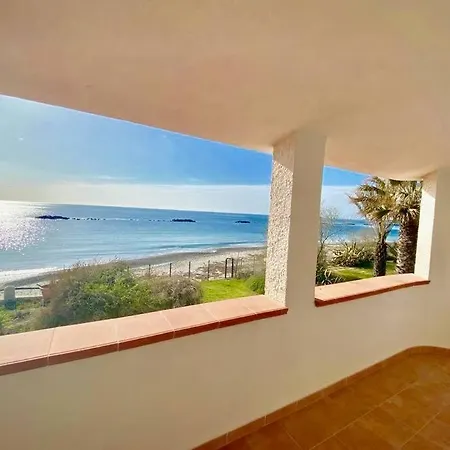 Holiday home Paradise Beachfront Villa, Porto Columbu, Sardinia